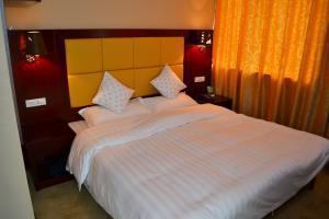 Guilin Jinxiu Xiaoxiang Business Hotel Lingchuan  Kamer foto